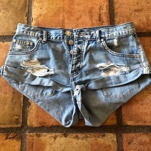 Oneteaspoon Bandit Shorts in Hendrix wash